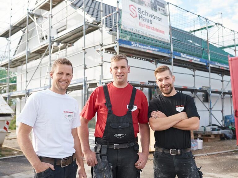 Arbeiten bei SchwörerHaus auf Montage